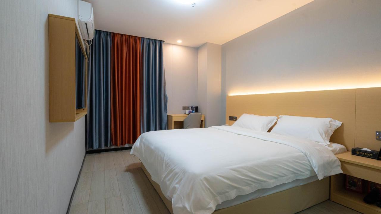 Li Hao Tai Hotel Guangzhou Exterior photo